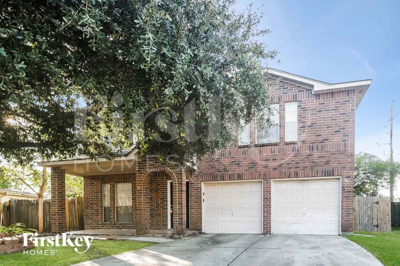 19931 Arrowsmith Dr