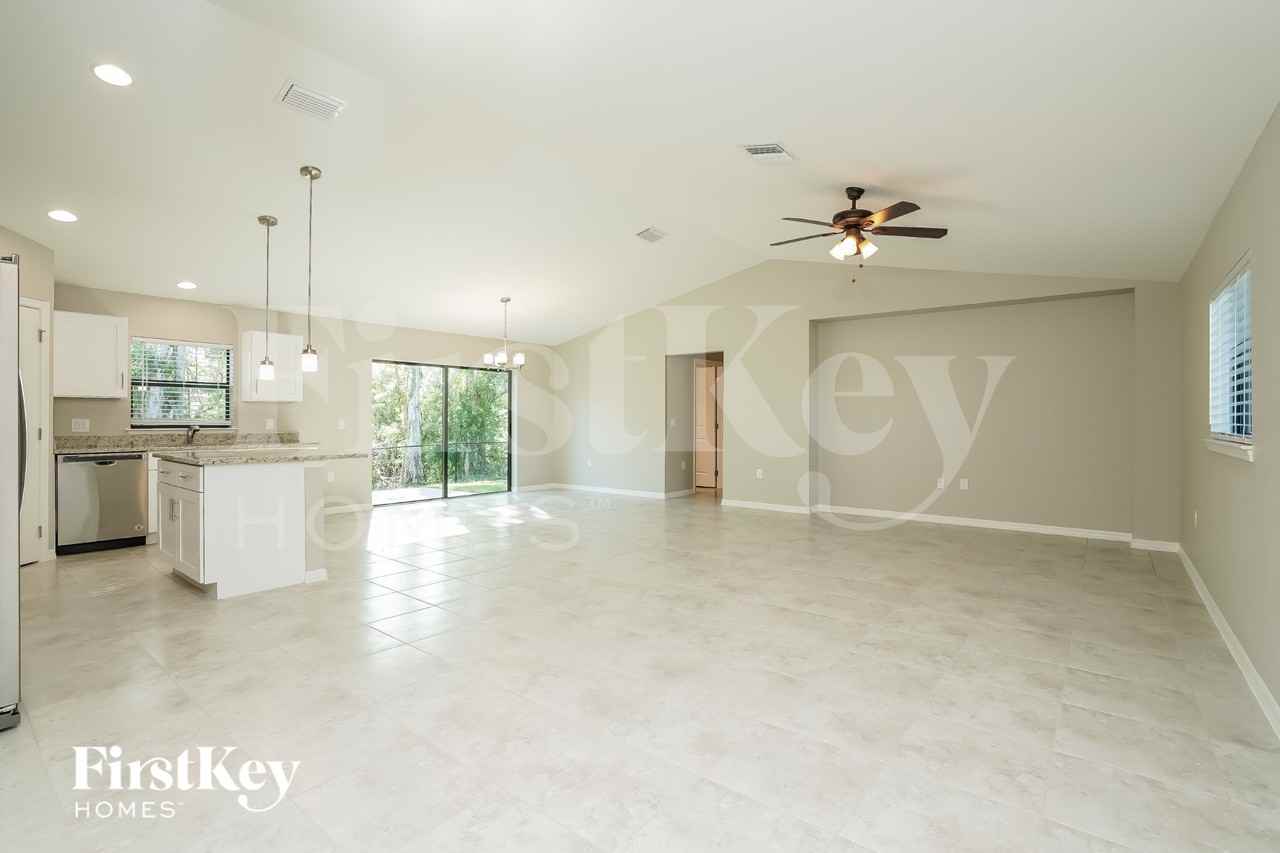 18145 Baruch Dr - Photo 2 of 16