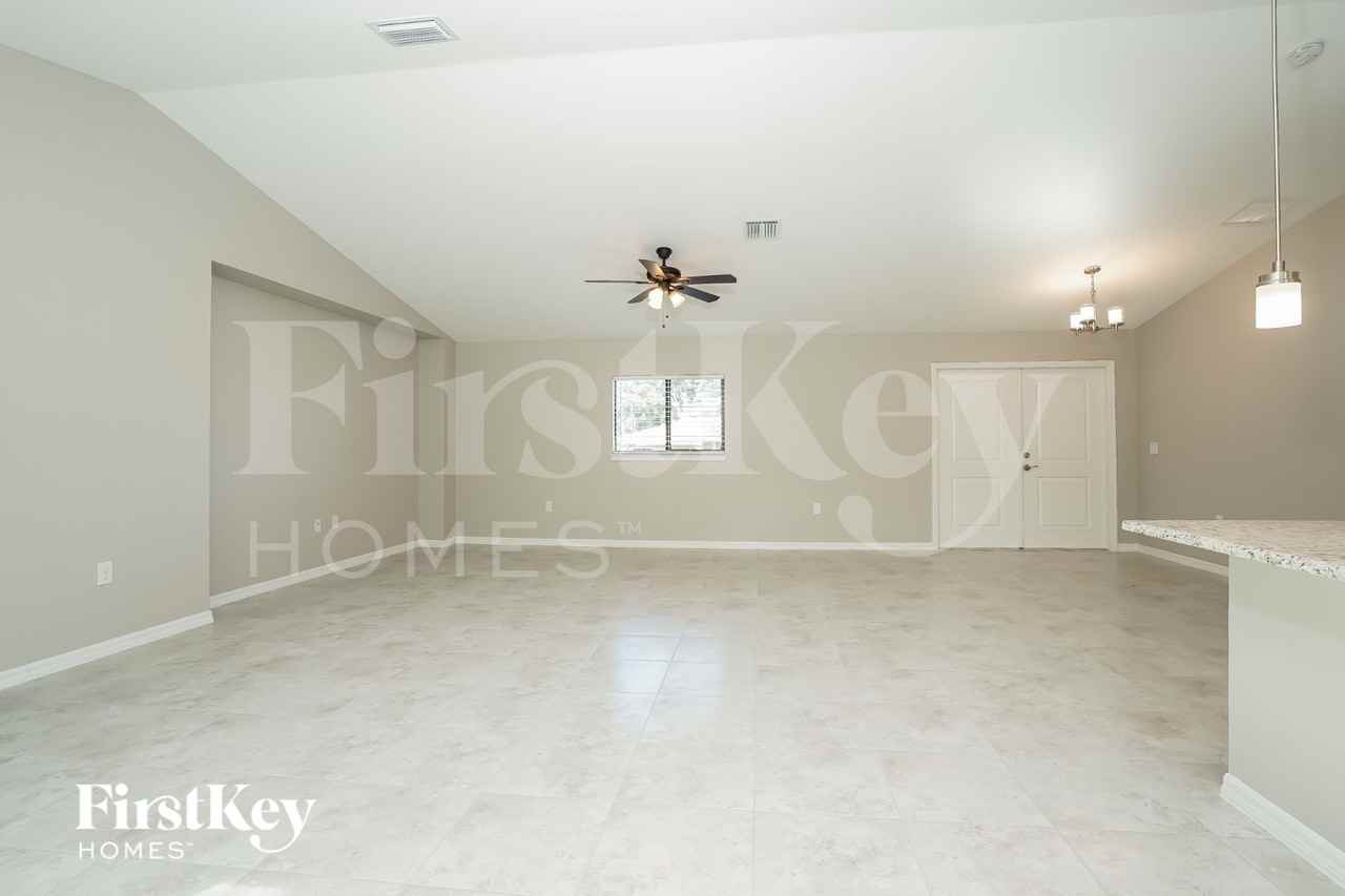 18145 Baruch Dr - Photo 3 of 16