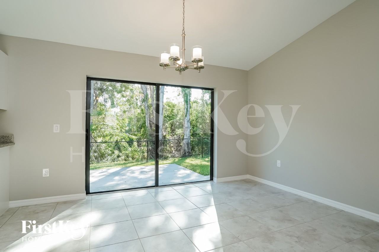 18145 Baruch Dr - Photo 4 of 16