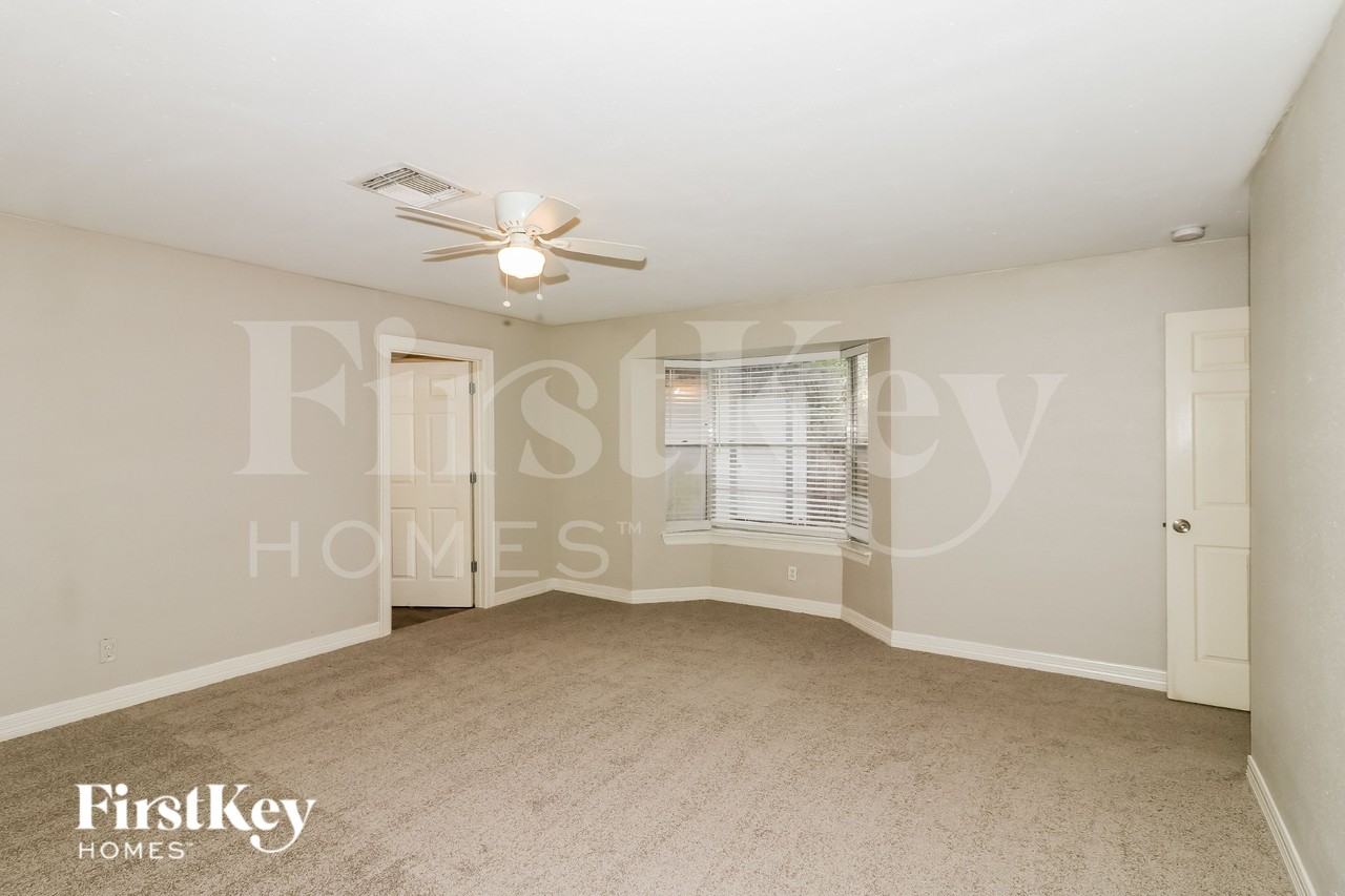 15631 Cascade Point Dr - Photo 7 of 16