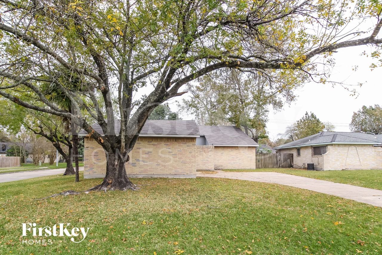 12703 Enchanted Path Dr - Photo 2 of 16