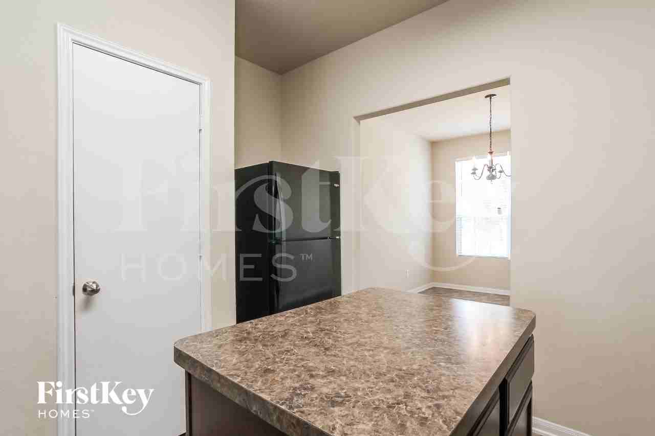 10534 Fire Sage Dr - Photo 6 of 16