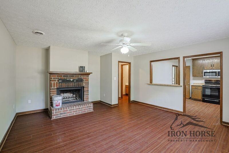 229 Ben Burton Cir - Photo 4 of 24