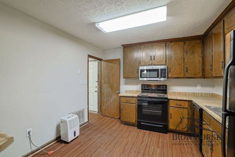 229 Ben Burton Cir - Photo 7 of 24