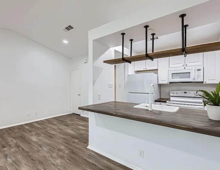 1301 Hollow Creek Dr #2 - Photo 3 of 13