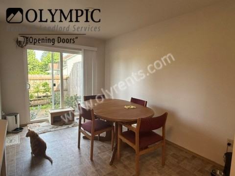 1412 Notter Ln Se - Photo 3 of 4