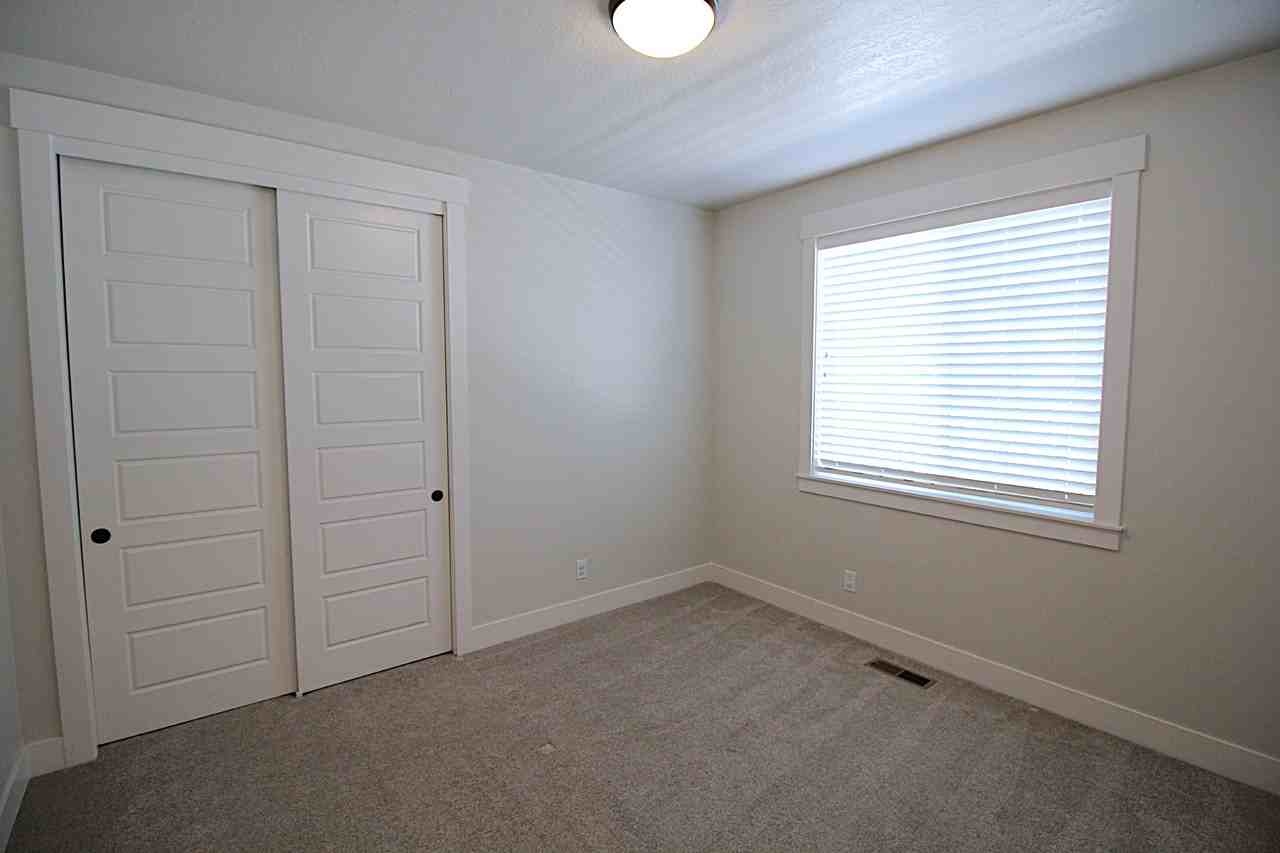 18285 Arch Haven Way - Photo 5 of 27