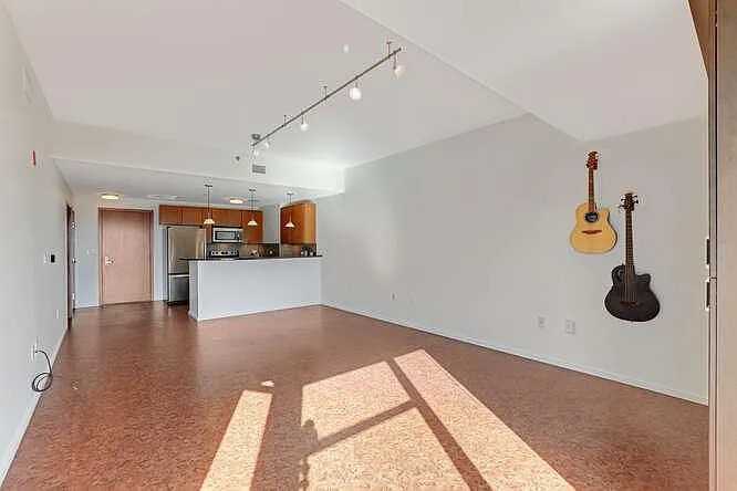 301 N Neil St - Photo 6 of 9