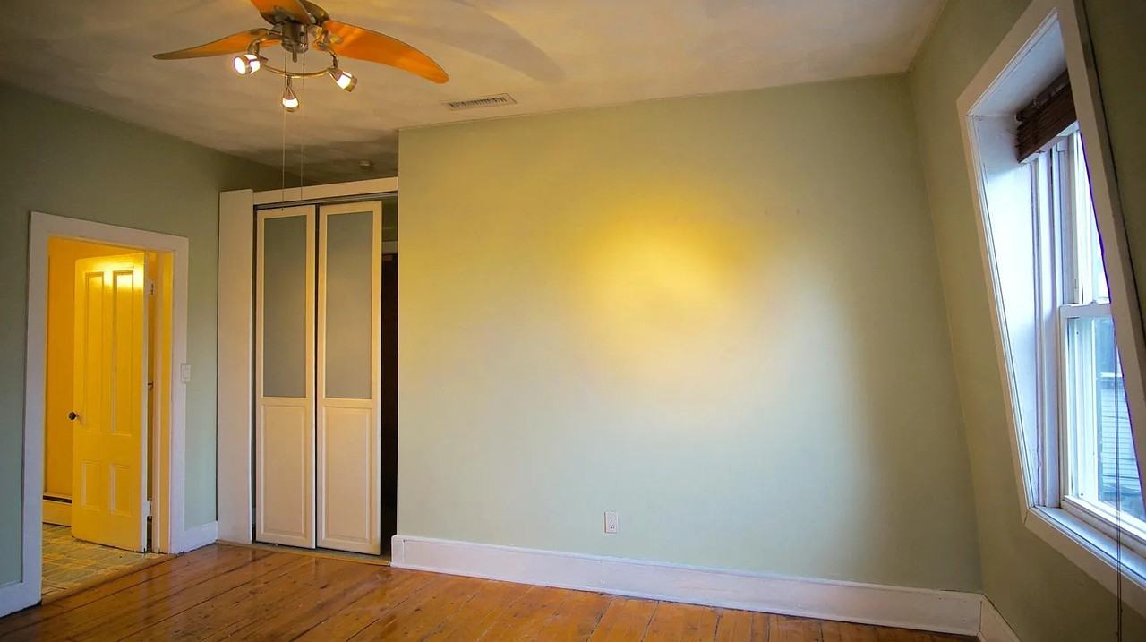 124 Almy St - Photo 5 of 11