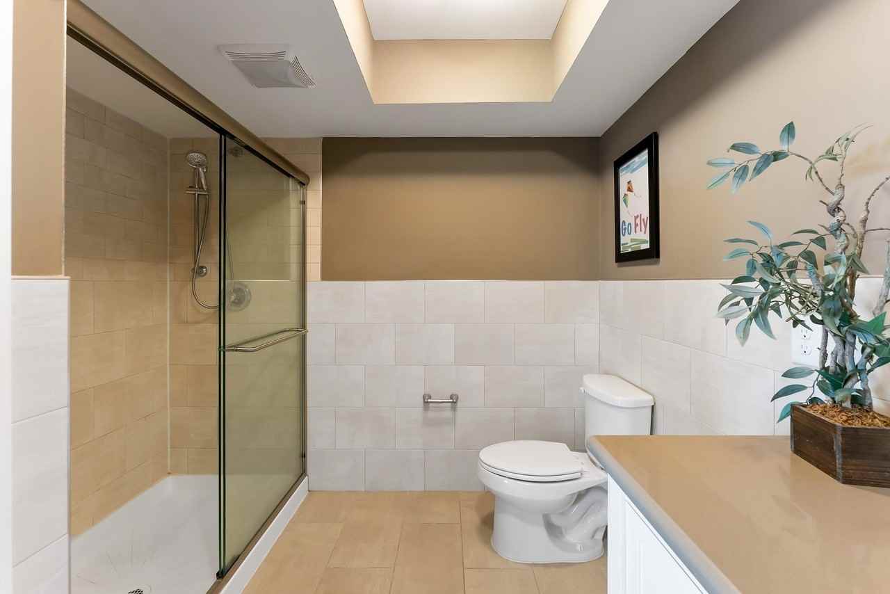 7420 Westlake Ter - Photo 3 of 8