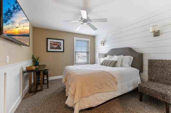 8511 Coltrane Ct - Photo 4 of 8