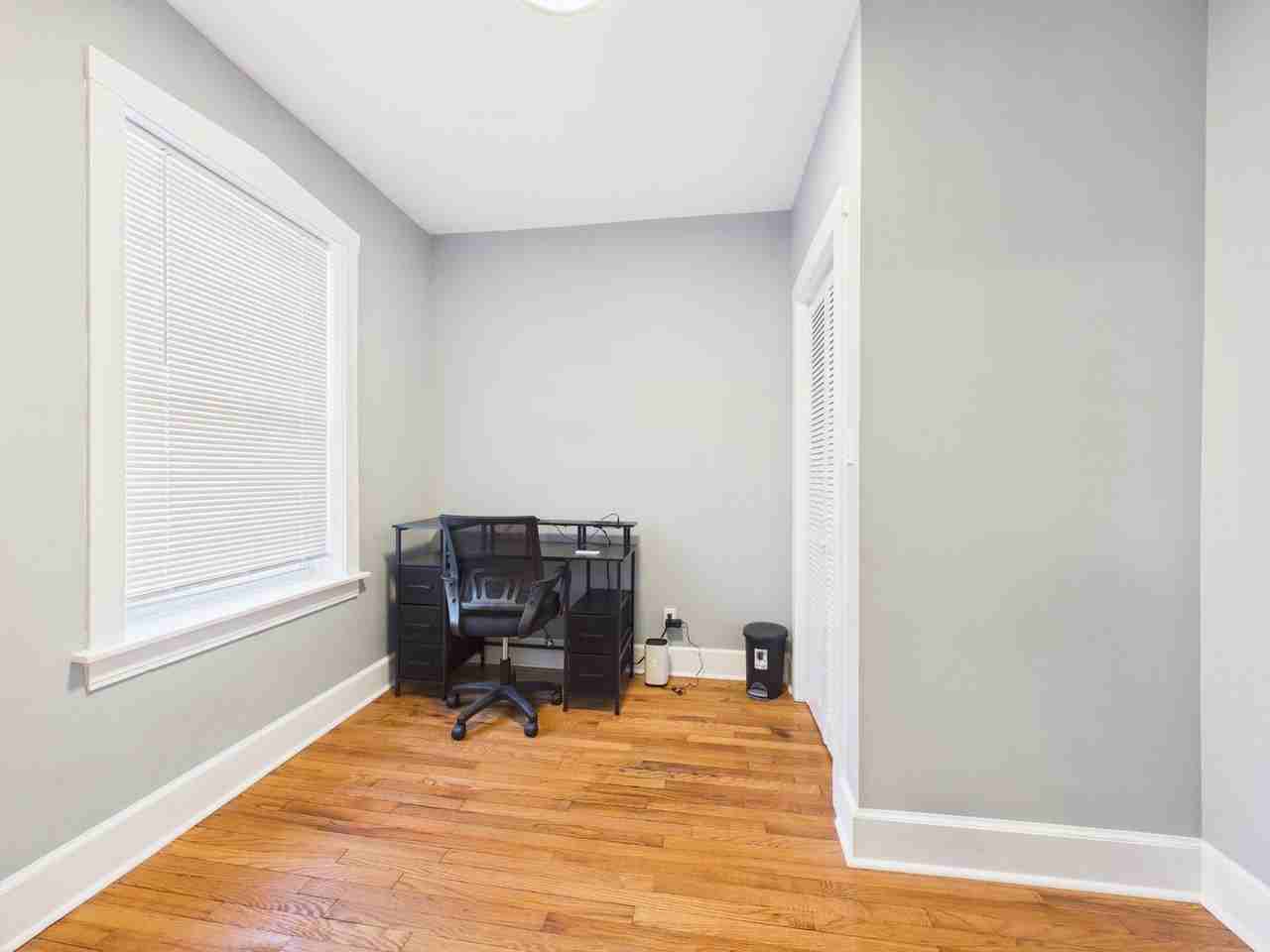 1111 19th St N - Photo 7 of 15