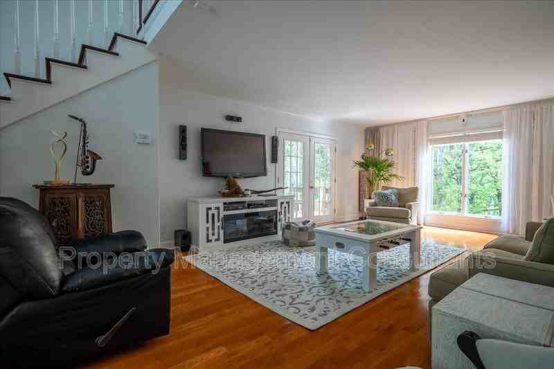 10017 Torino Dr Se - Photo 2 of 43