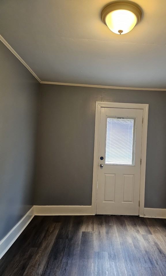 209 Brightman St #1E - Photo 4 of 15