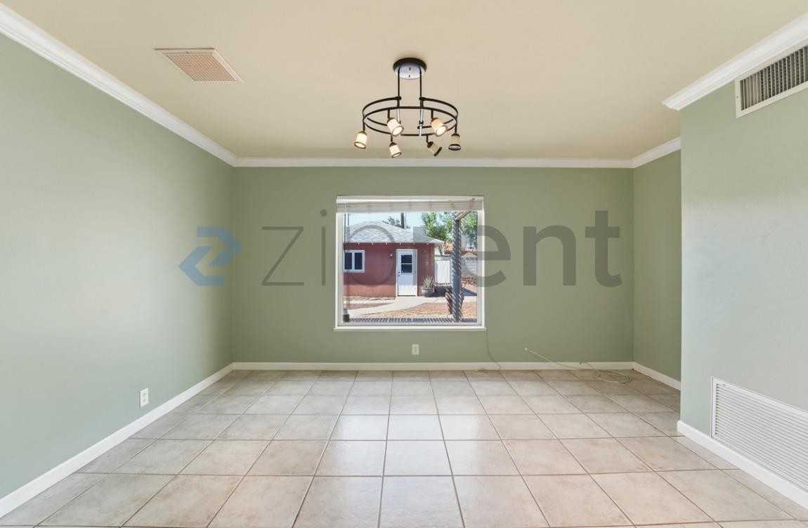 78 W Cambridge Ave