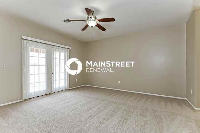 5740 S Hildreth Ave - Photo 7 of 16