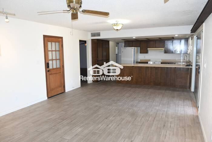 2926 W Northview Ave - Photo 5 of 18