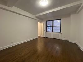 featured image of 20 5th Ave #2D