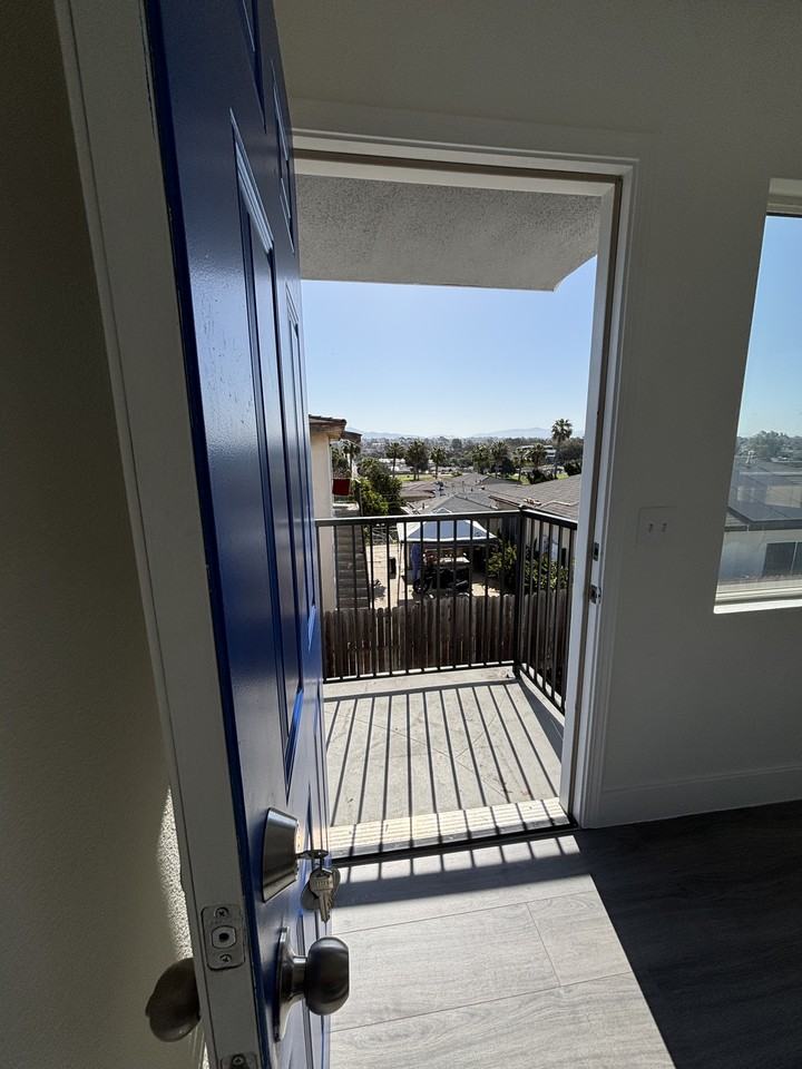 3970 Teak Street #3968 - Photo 5 of 10