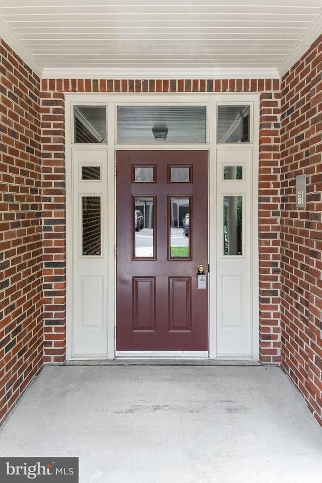 7254 Glen Hollow Ct - Photo 6 of 45