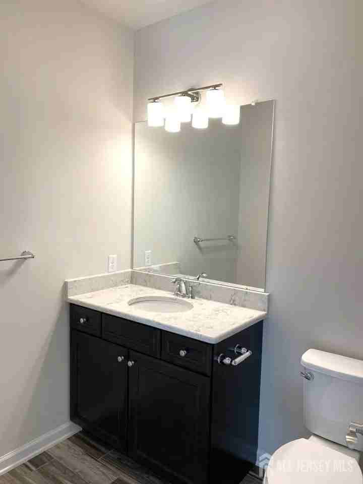 304 Dickson Ct - Photo 6 of 16