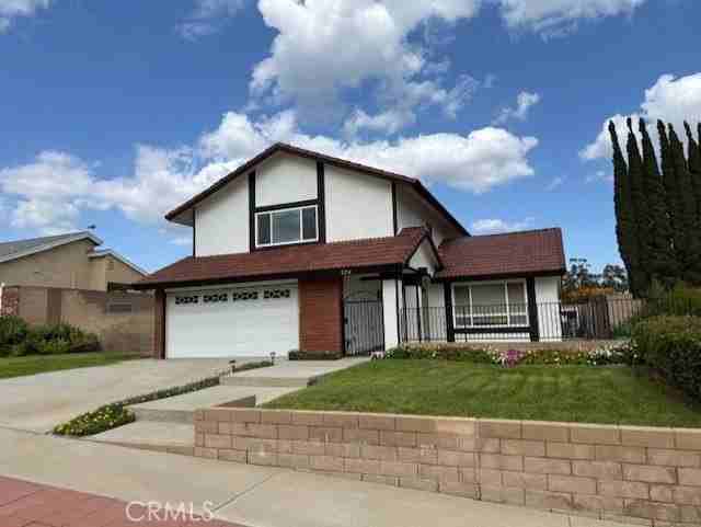 2214 Montague Cir