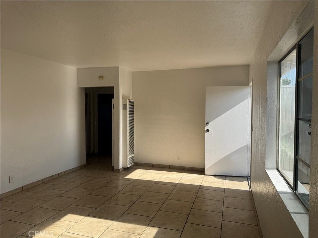 1111 W 93rd St - Photo 2 of 17