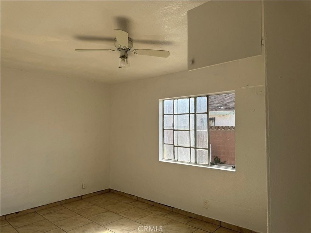 1111 W 93rd St - Photo 3 of 17