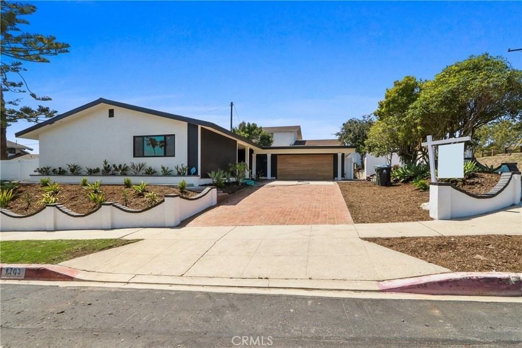1703 Pescadores Ave