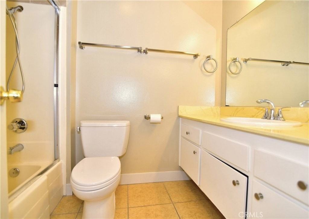 180 Southampton Way #32 - Photo 6 of 16