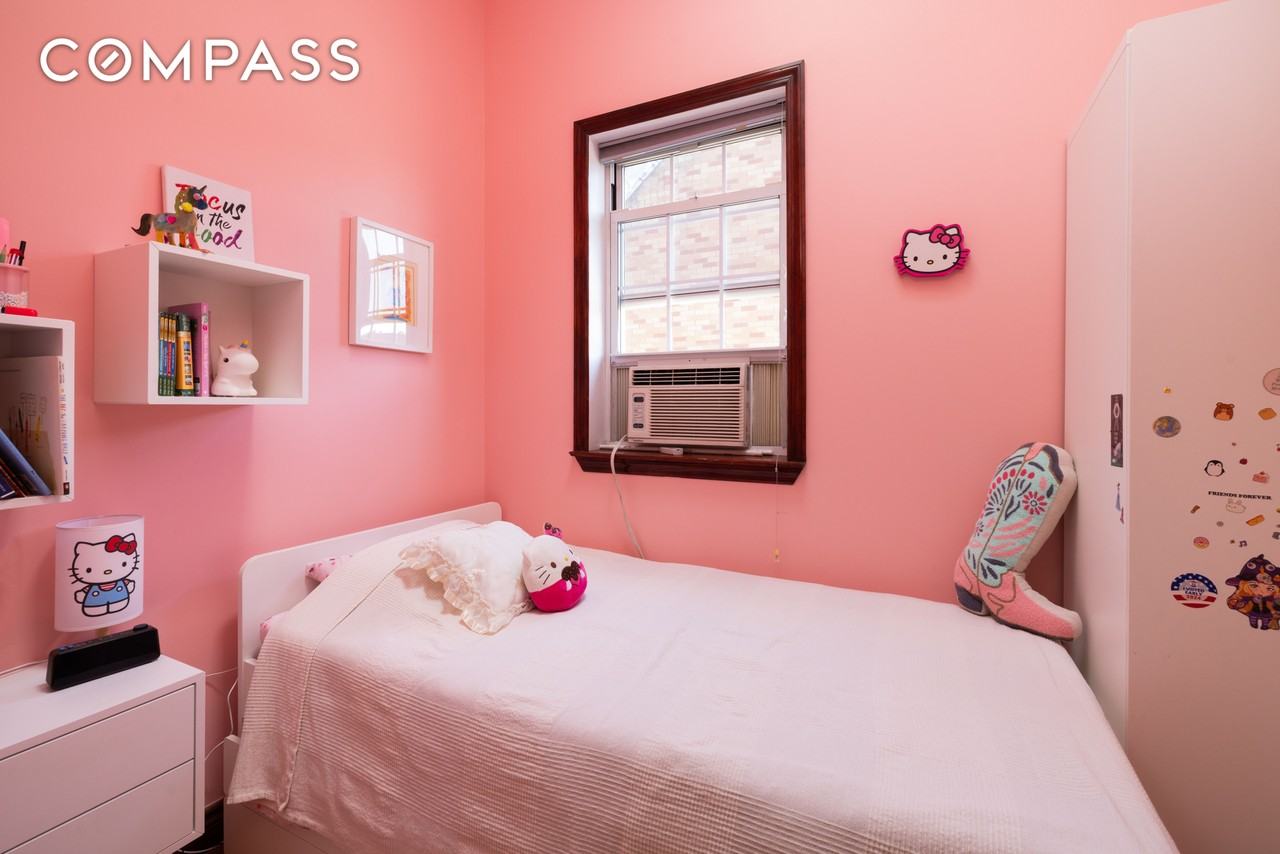 3120 43rd St - Photo 3 of 5