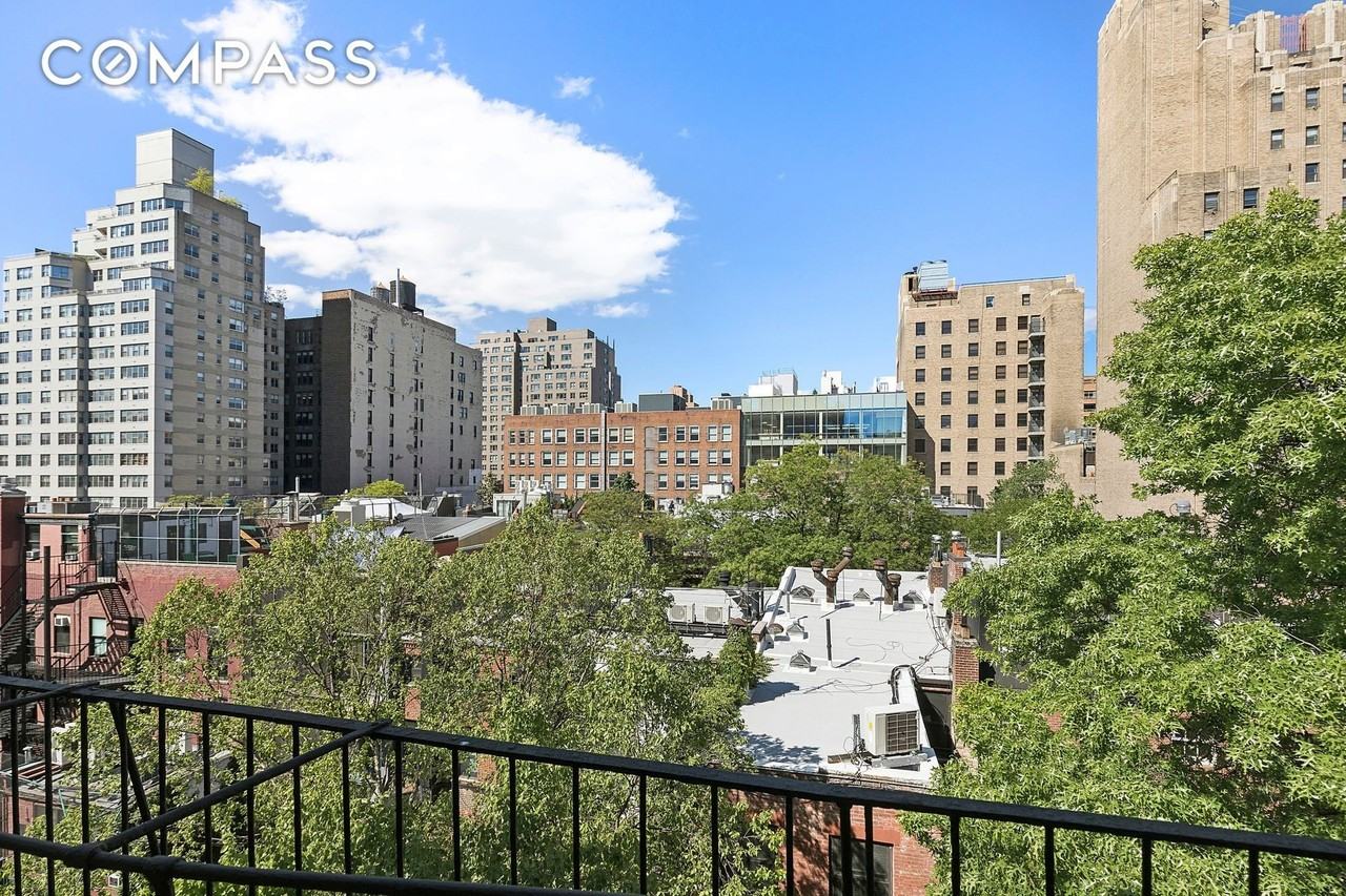 149 W 12th St #6-6 - Photo 2 of 5