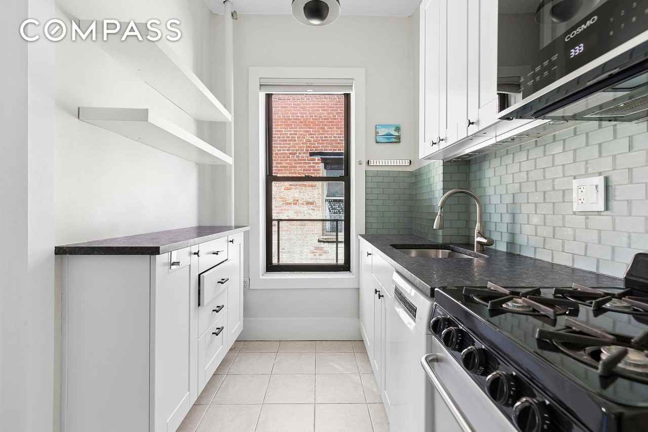 149 W 12th St #6-6 - Photo 4 of 5