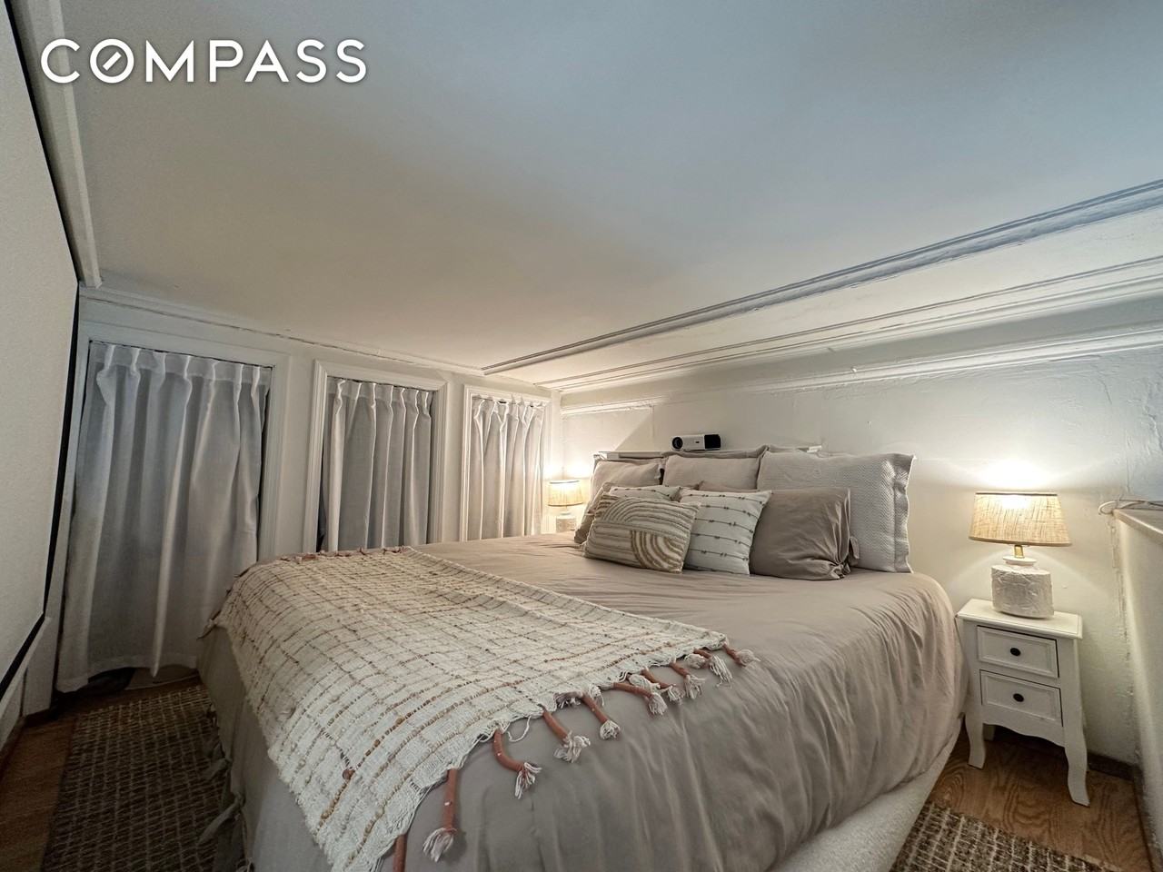 144 W 73rd St #3 - Photo 7 of 10
