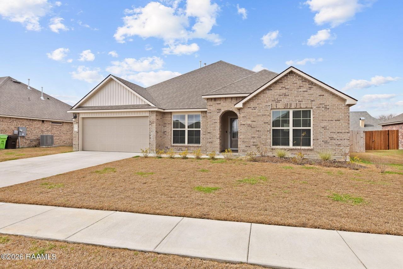 619 Griffiths Ct - Photo 2 of 29