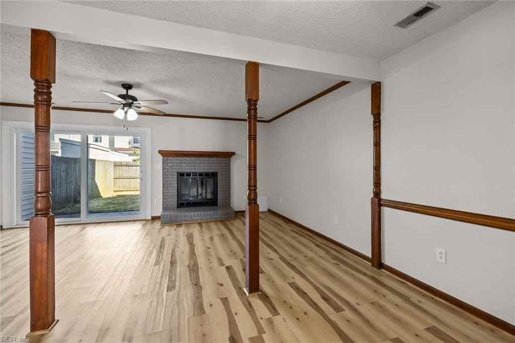 807 Foxmoore Ct - Photo 6 of 21