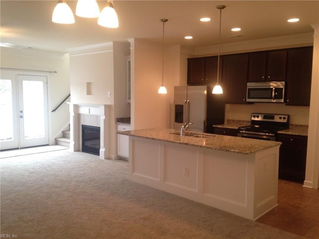516 Abelia Way - Photo 4 of 17