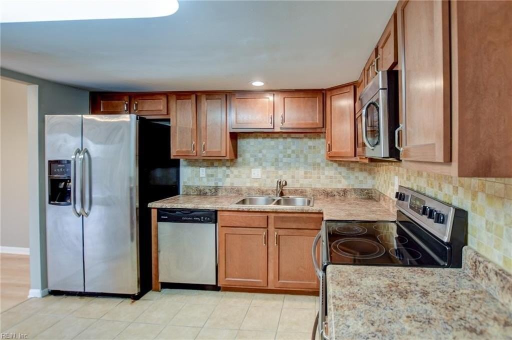700 Alder Cir - Photo 5 of 30