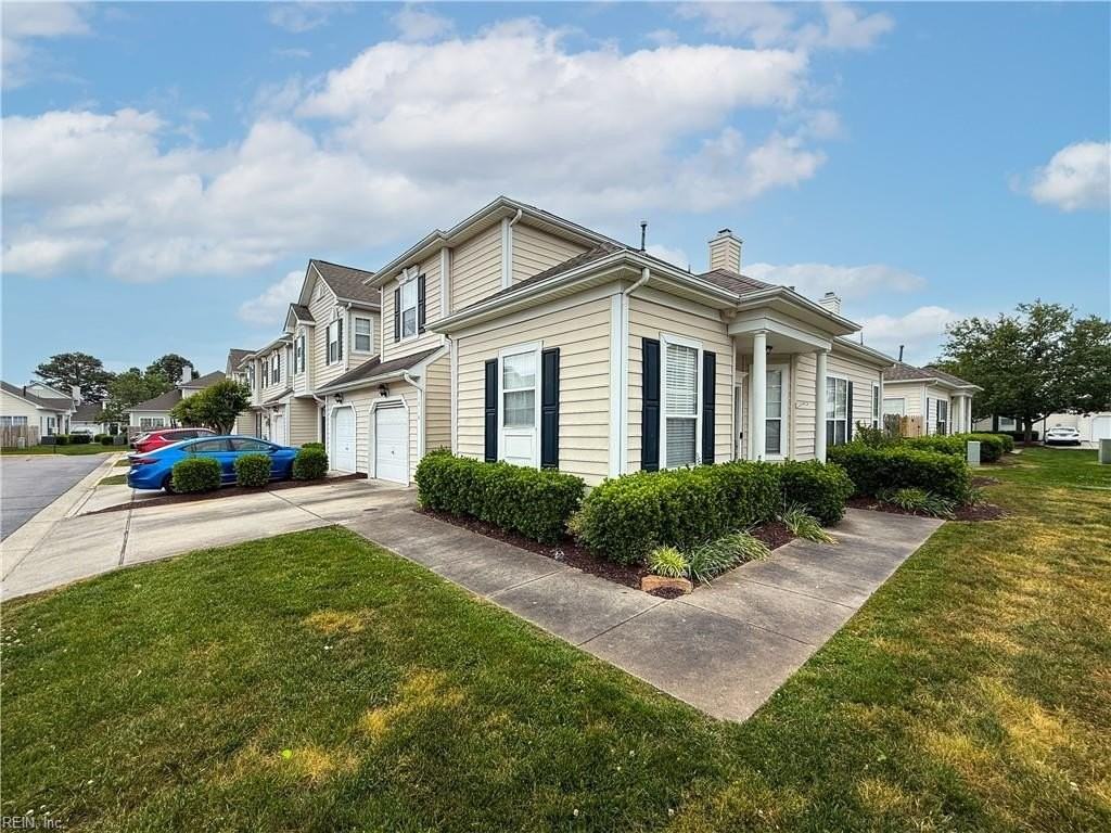 1836 Kensal Green Dr - Photo 2 of 33
