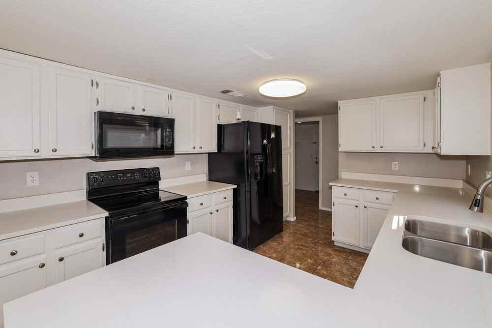 4124 E Anderson Dr - Photo 7 of 17