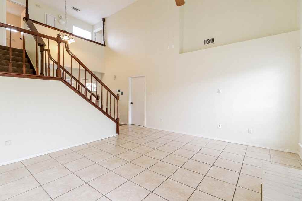 20110 River Brook Dr - Photo 7 of 17