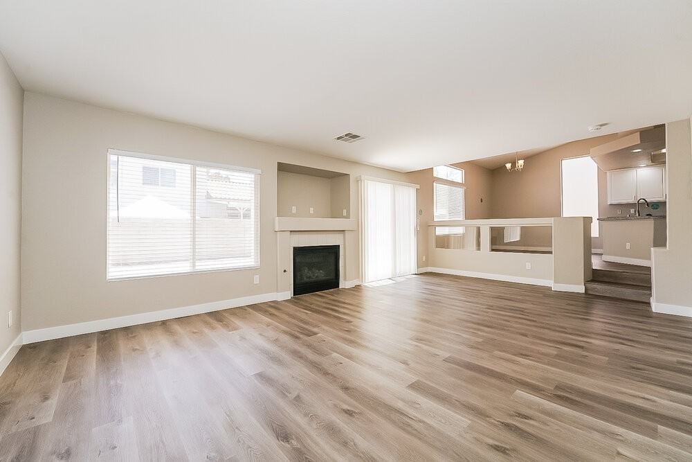 8733 Country View Ave - Photo 5 of 17