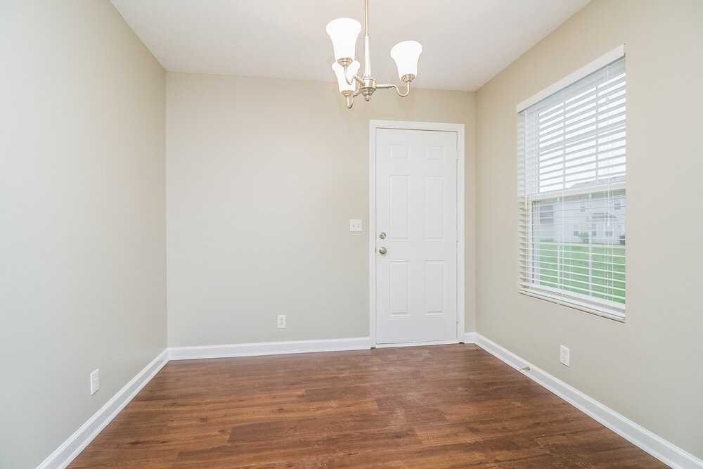 1416 Westview Dr - Photo 3 of 15