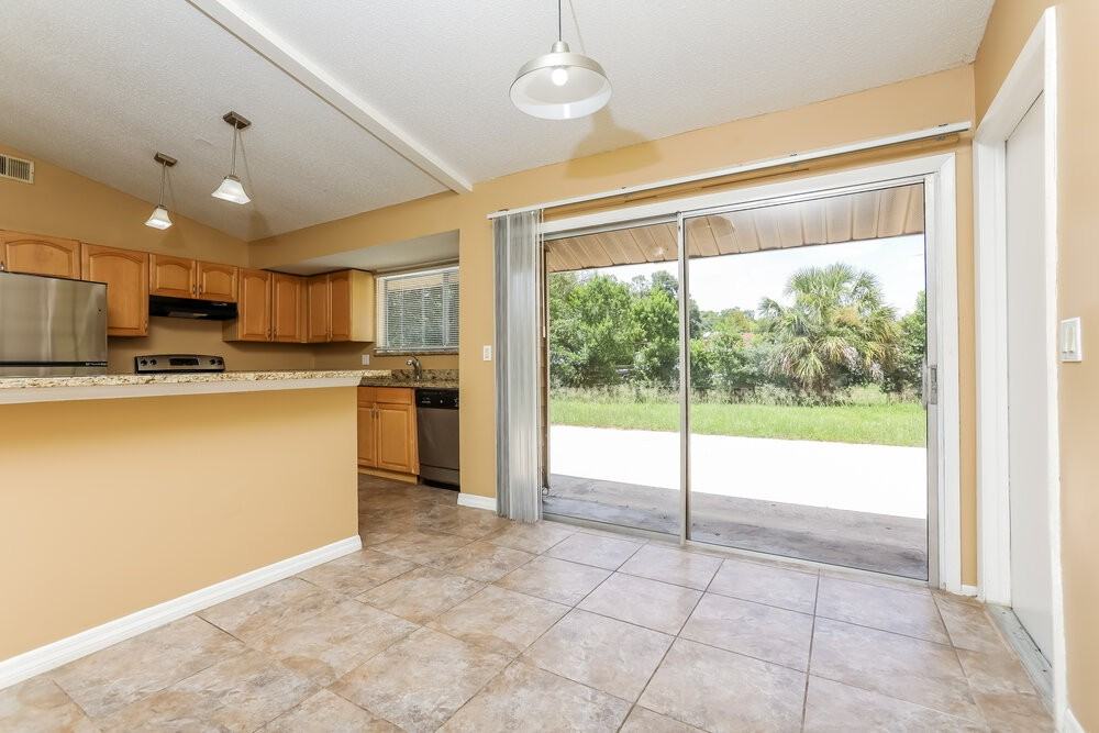 5343 Broken Pine Cir - Photo 7 of 25