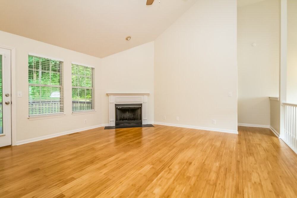 5036 Countryside Dr - Photo 5 of 18