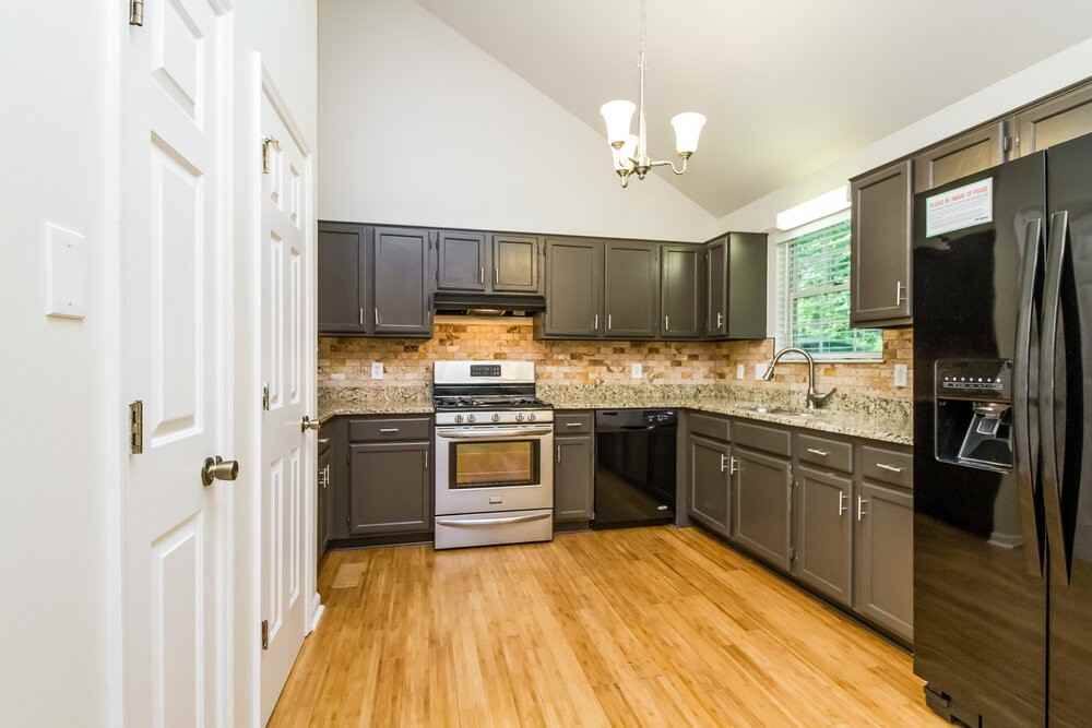 5036 Countryside Dr - Photo 6 of 18