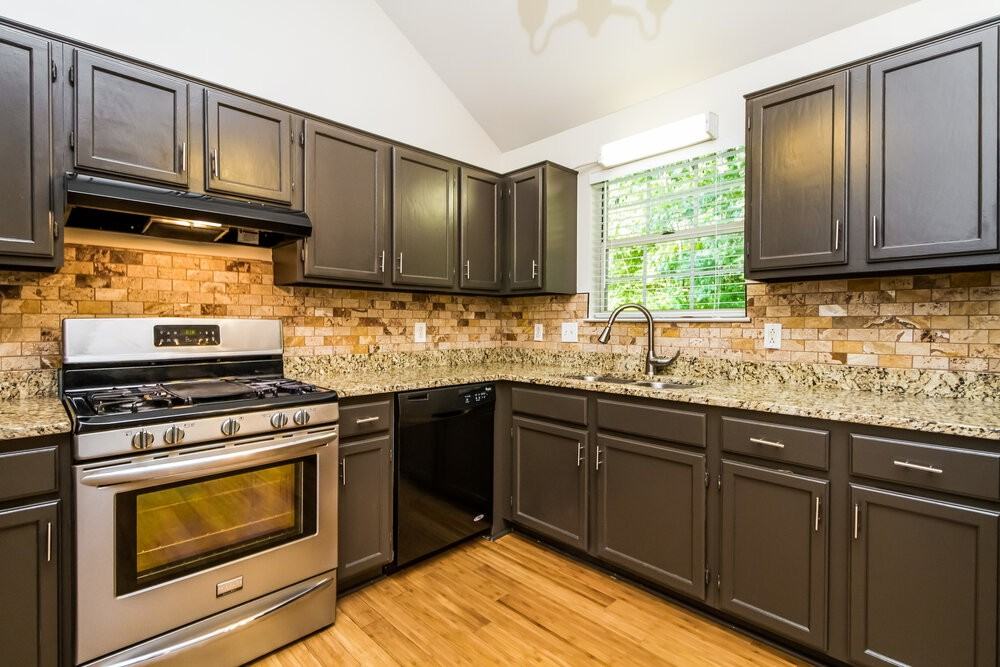5036 Countryside Dr - Photo 7 of 18