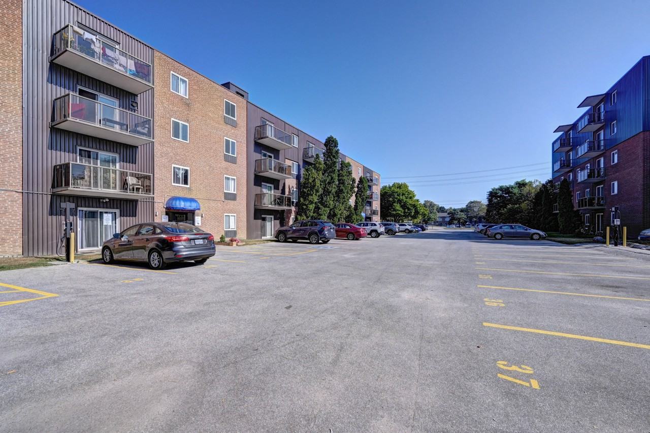 Dawson Rd Apartments - Photo 2 of 23
