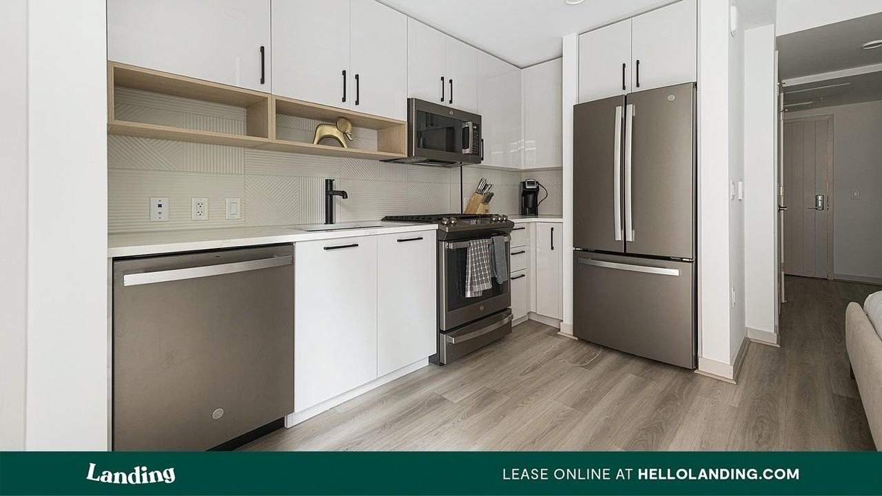 853 New Jersey Ave SE - Photo 5 of 50